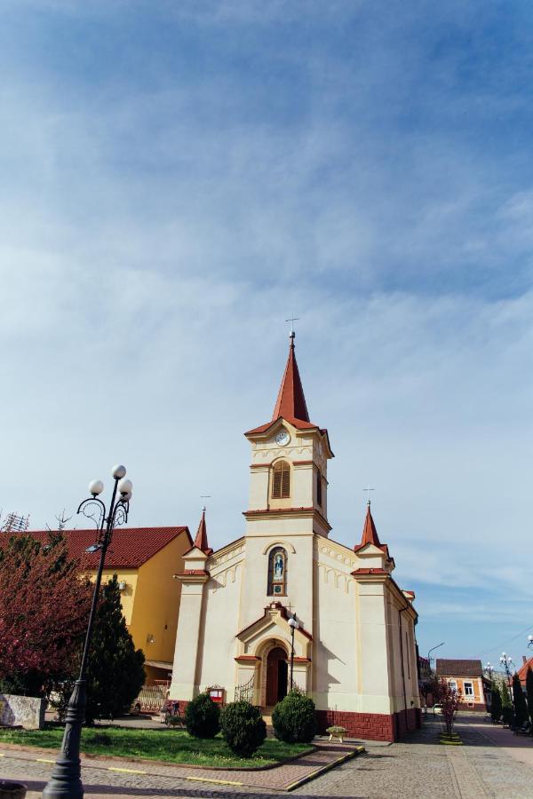 готель Тячів *